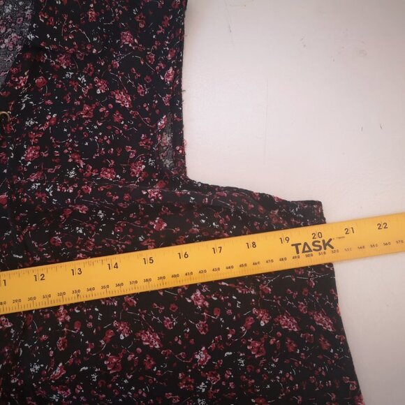 Lily Morgan Ladies Size Large Black with Flower Pattern Sleeveless Dress - Picture 9 of 10